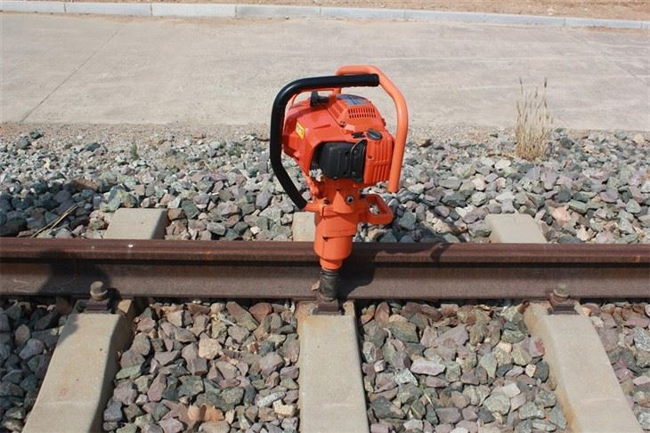 railway bolt wrench.JPG